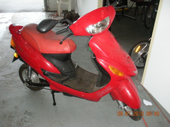 Emax Scooter